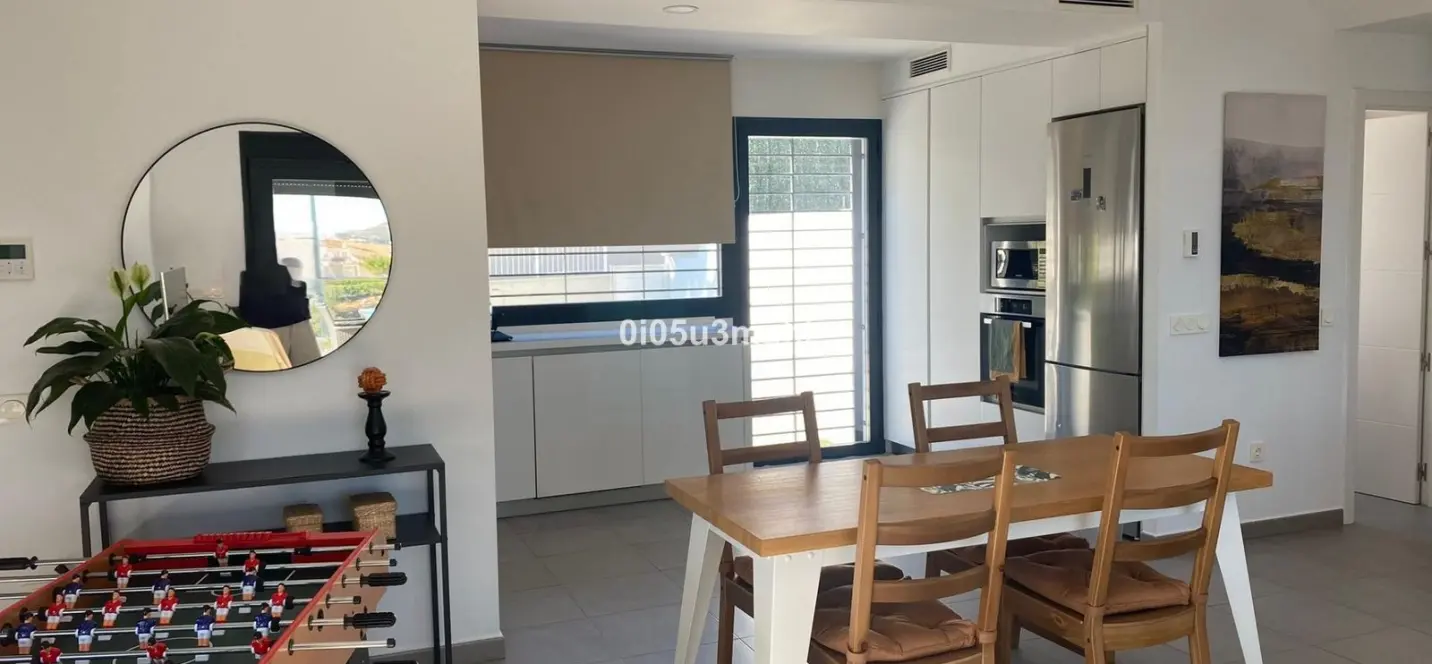 Sale of detached villa in Málaga 4