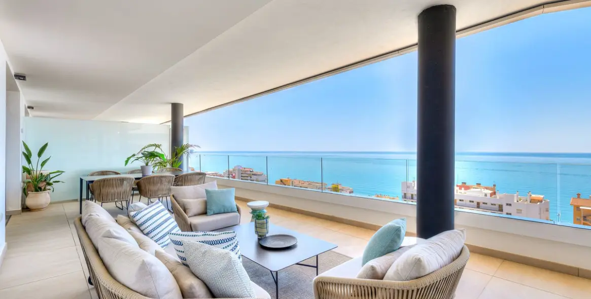Venta de apartamento en planta media en Fuengirola 36