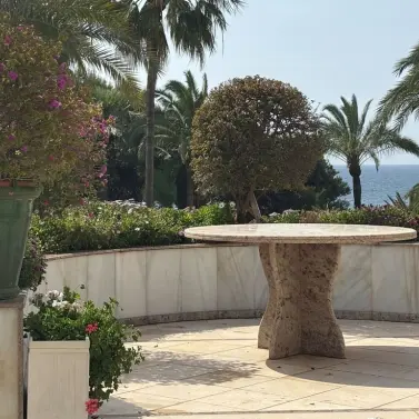 Venta de apartamento en planta media en Puerto Banús