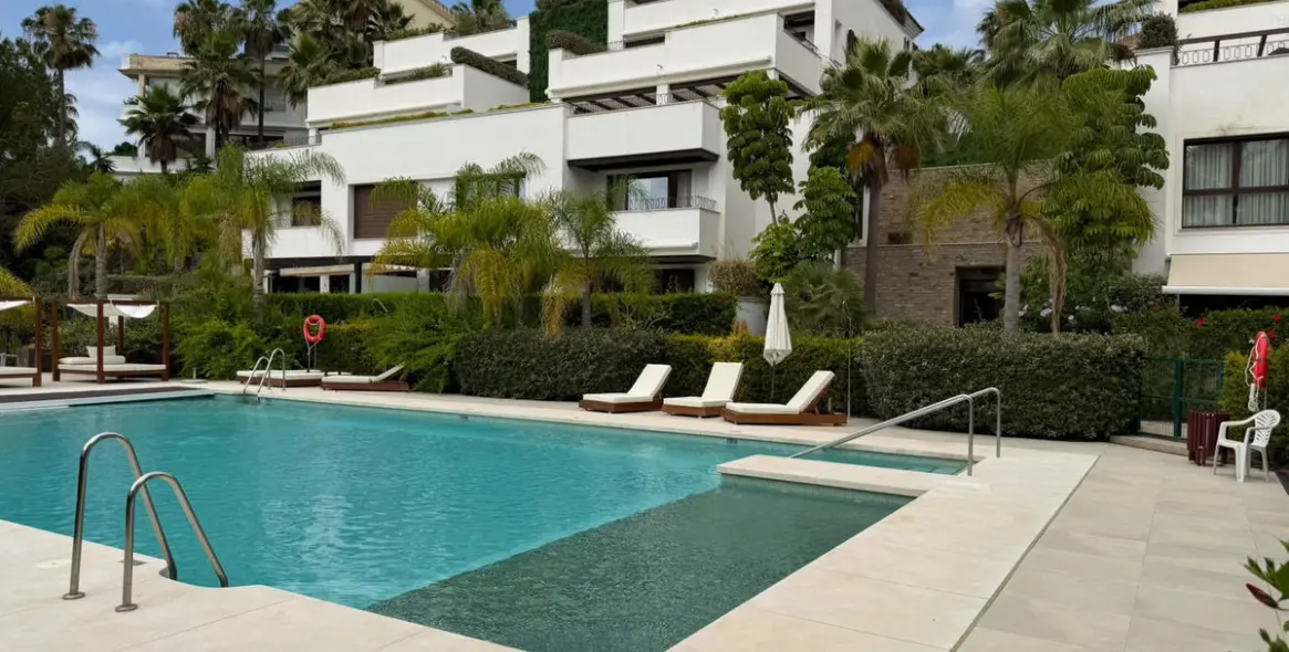 Long-term rent of ground floor apartment in The Golden Mile 1