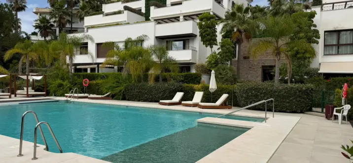 Long-term rent of ground floor apartment in The Golden Mile 0