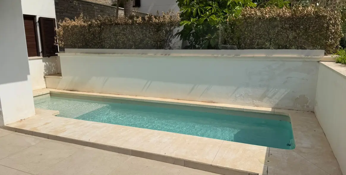 Long-term rent of ground floor apartment in The Golden Mile 5