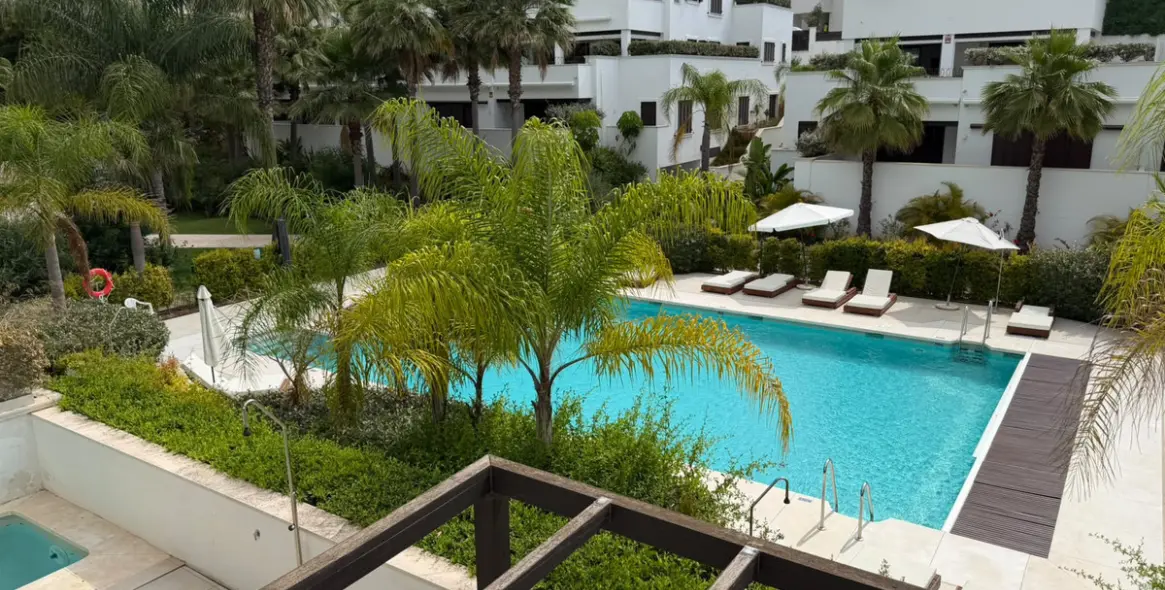 Long-term rent of ground floor apartment in The Golden Mile 14