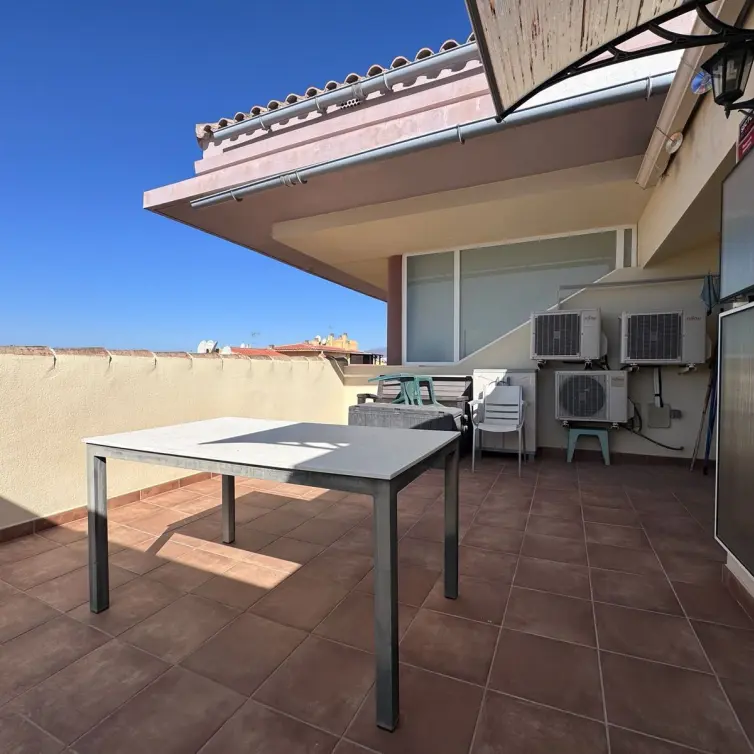 Sale of penthouse in Los Pacos