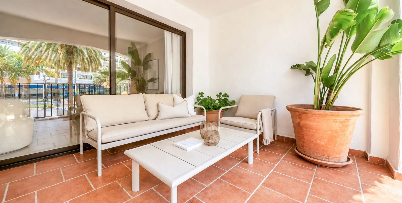 Продажа апартаментов на среднем этаже в Puerto Banús 9