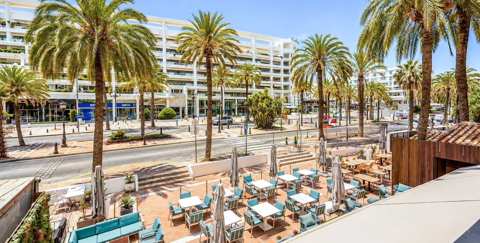 Продажа апартаментов на среднем этаже в Puerto Banús 18