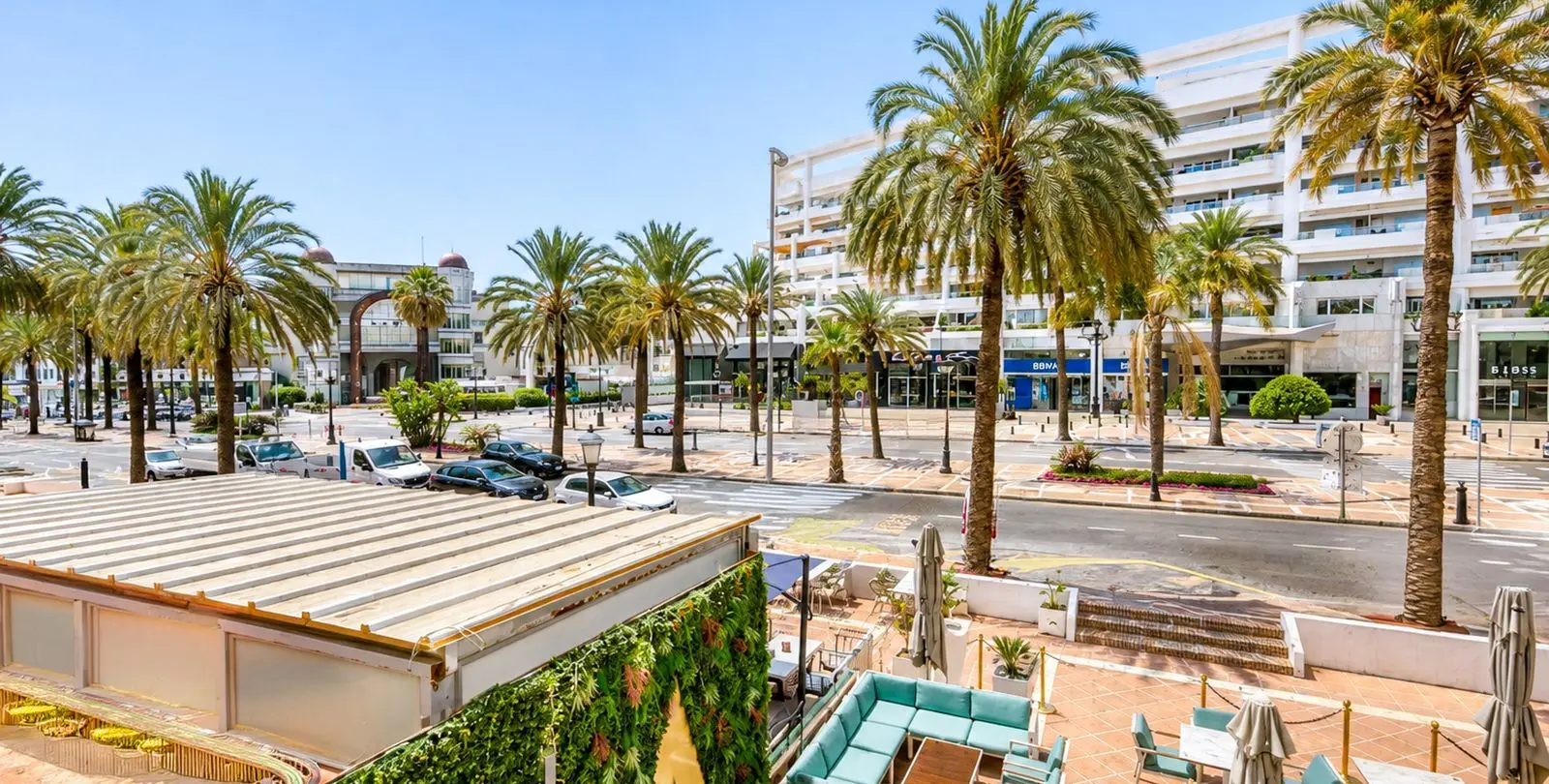 Продажа апартаментов на среднем этаже в Puerto Banús 19