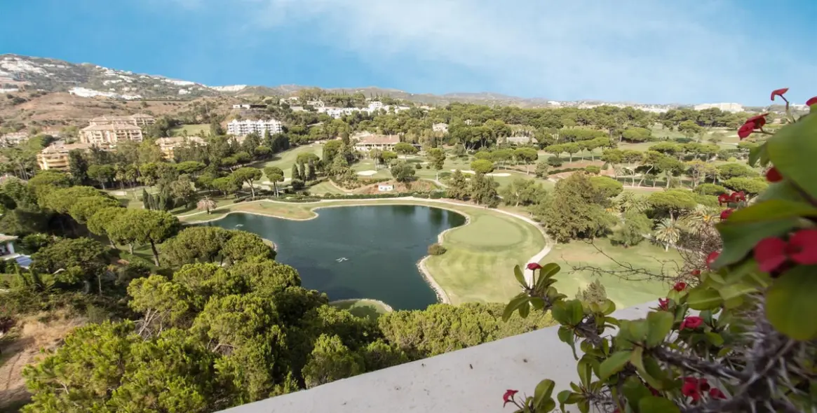 Long-term rent of penthouse in Marbella 1