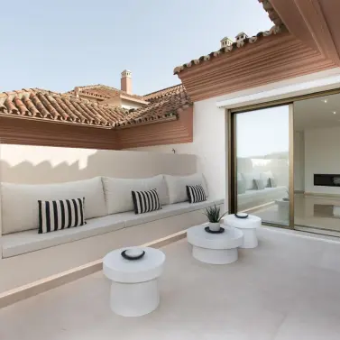 Long-term rent of penthouse in Marbella