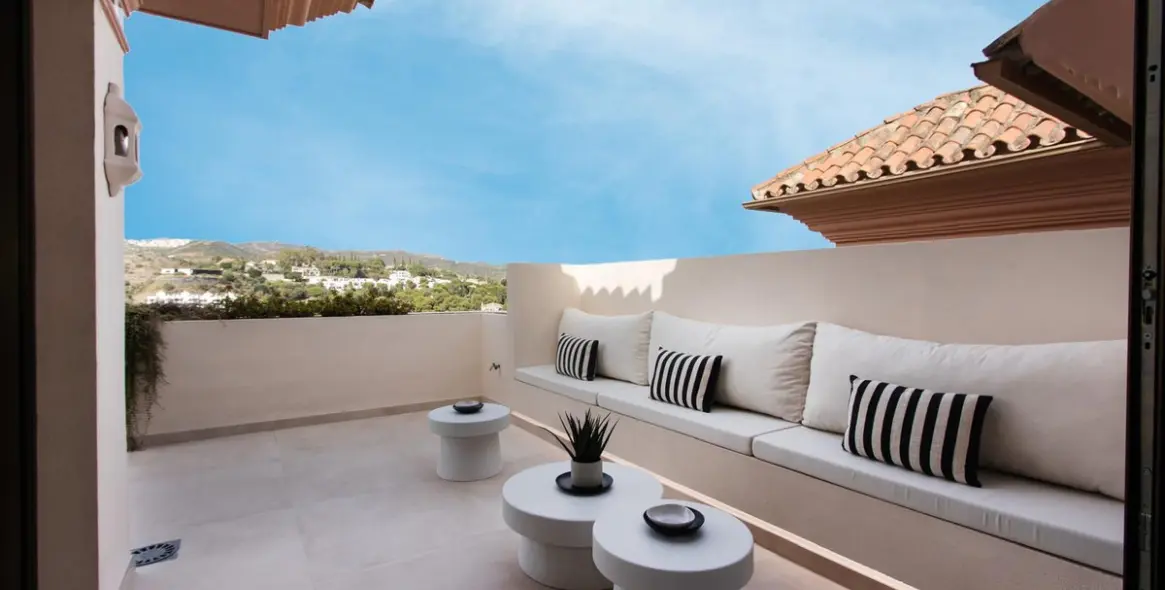 Long-term rent of penthouse in Marbella 10