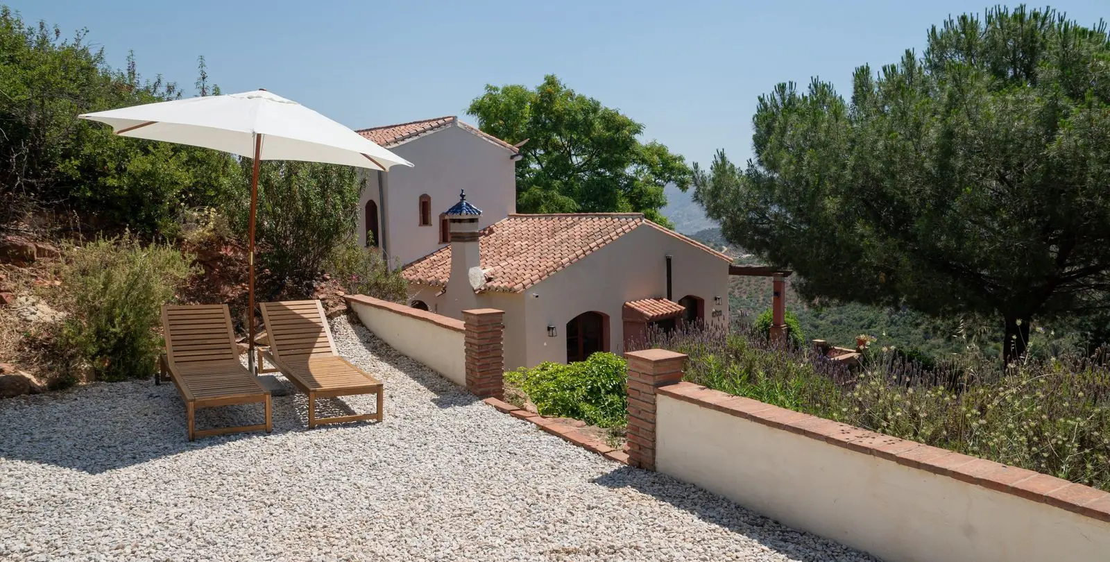 Sale of finca - cortijo in Almogía 3