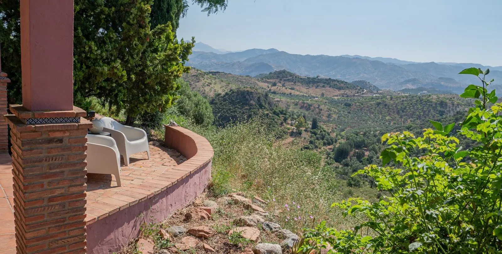Sale of finca - cortijo in Almogía 11