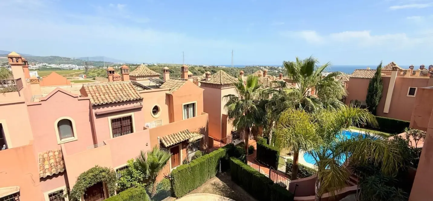 Продажа таунхауса в Estepona 0