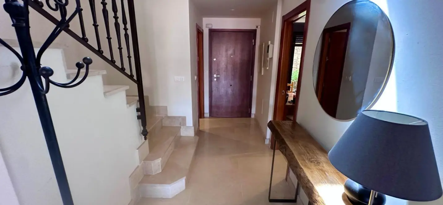 Продажа таунхауса в Estepona 2