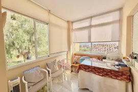 Image 6 thumb