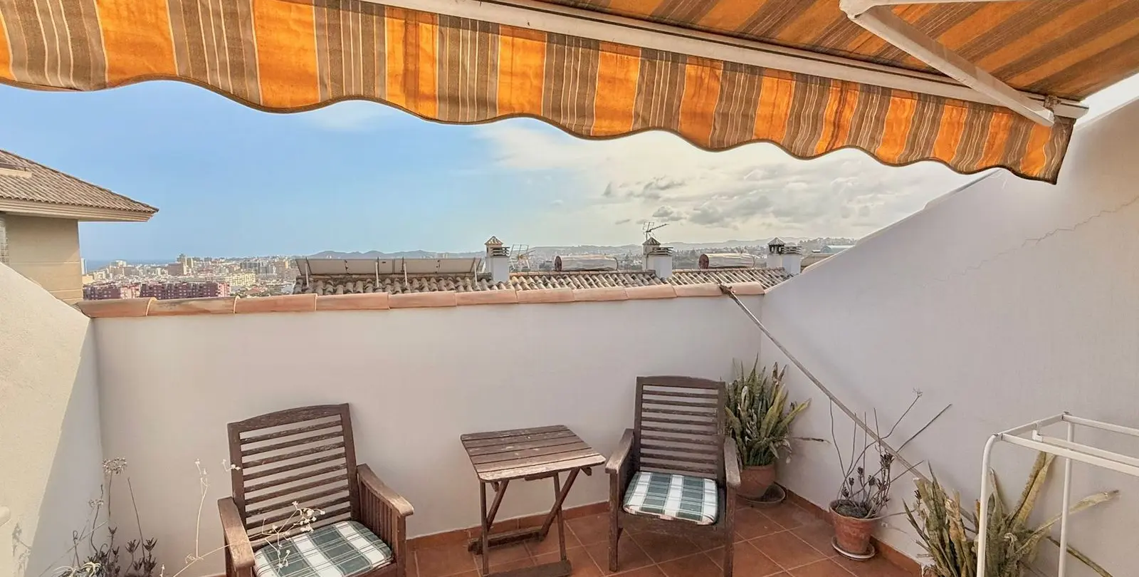 Sale of semi-detached house in Torreblanca 1