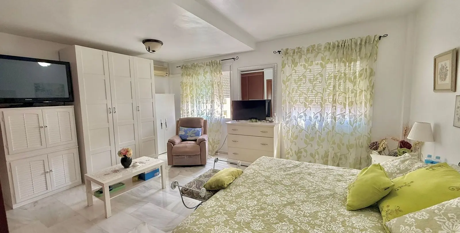 Sale of semi-detached house in Torreblanca 11