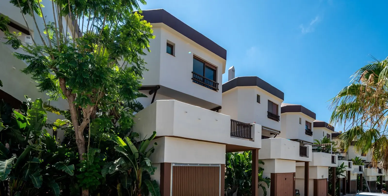 Sale of detached villa in Riviera del Sol 1