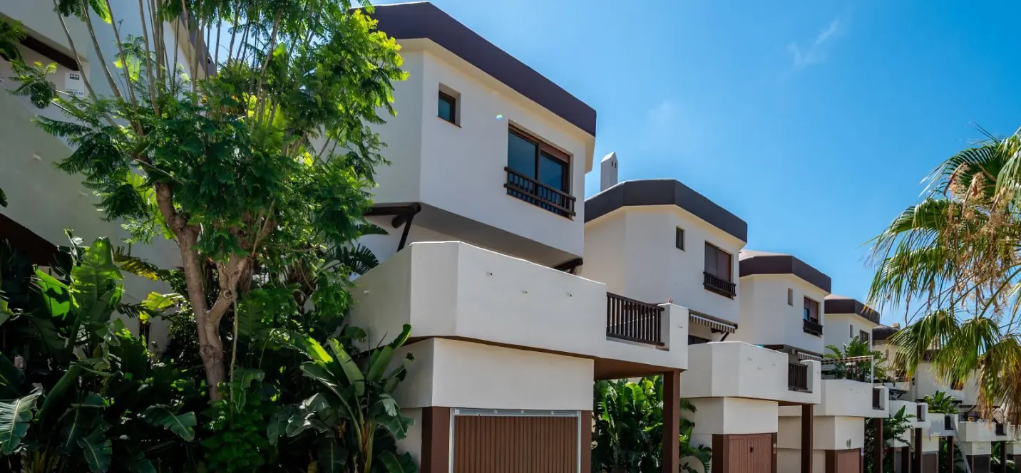 Sale of detached villa in Riviera del Sol 0