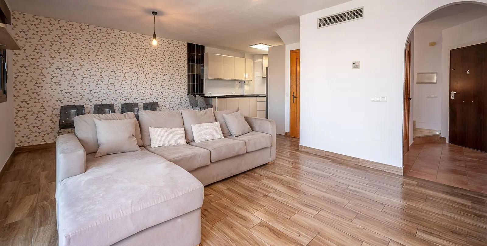 Sale of detached villa in Riviera del Sol 5