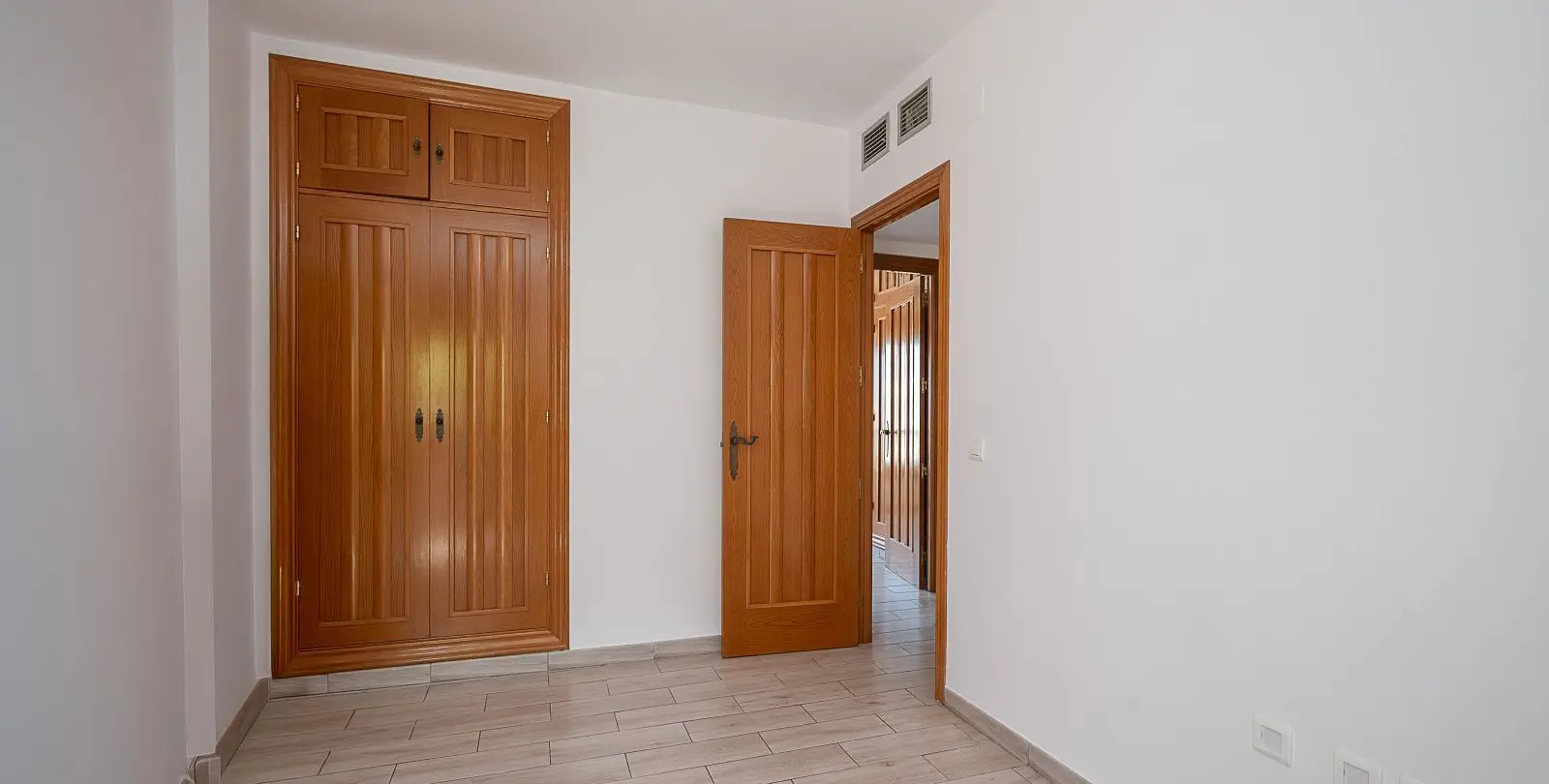 Sale of detached villa in Riviera del Sol 17