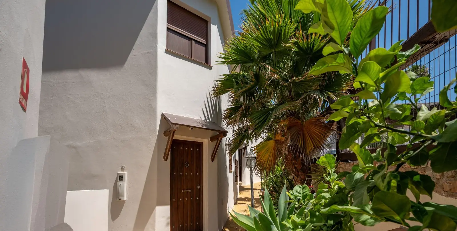 Sale of detached villa in Riviera del Sol 20