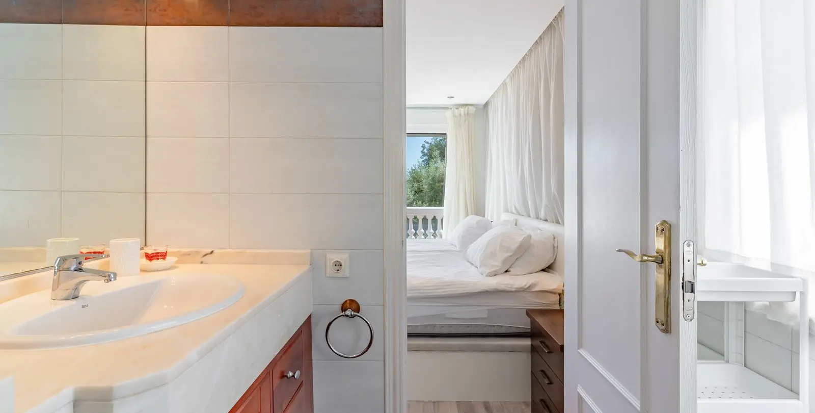 Sale of penthouse in La Carihuela 8