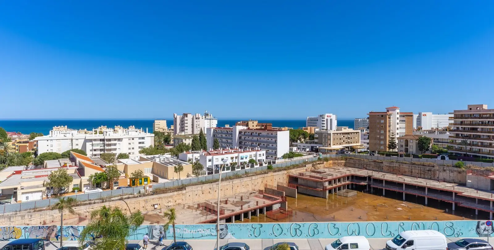 Sale of penthouse in La Carihuela 19