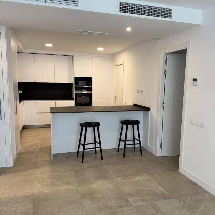 Sale of ground floor apartment in Estepona