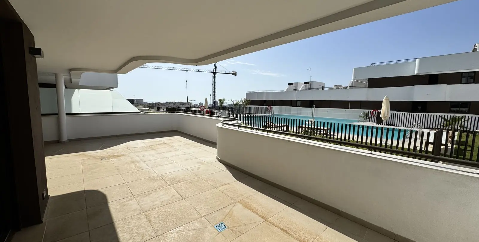 Sale of ground floor apartment in Estepona 5