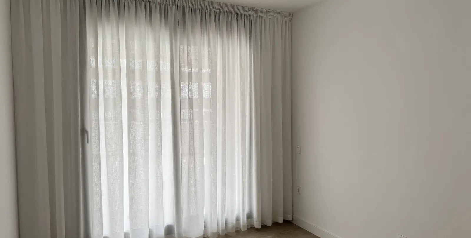 Sale of ground floor apartment in Estepona 11