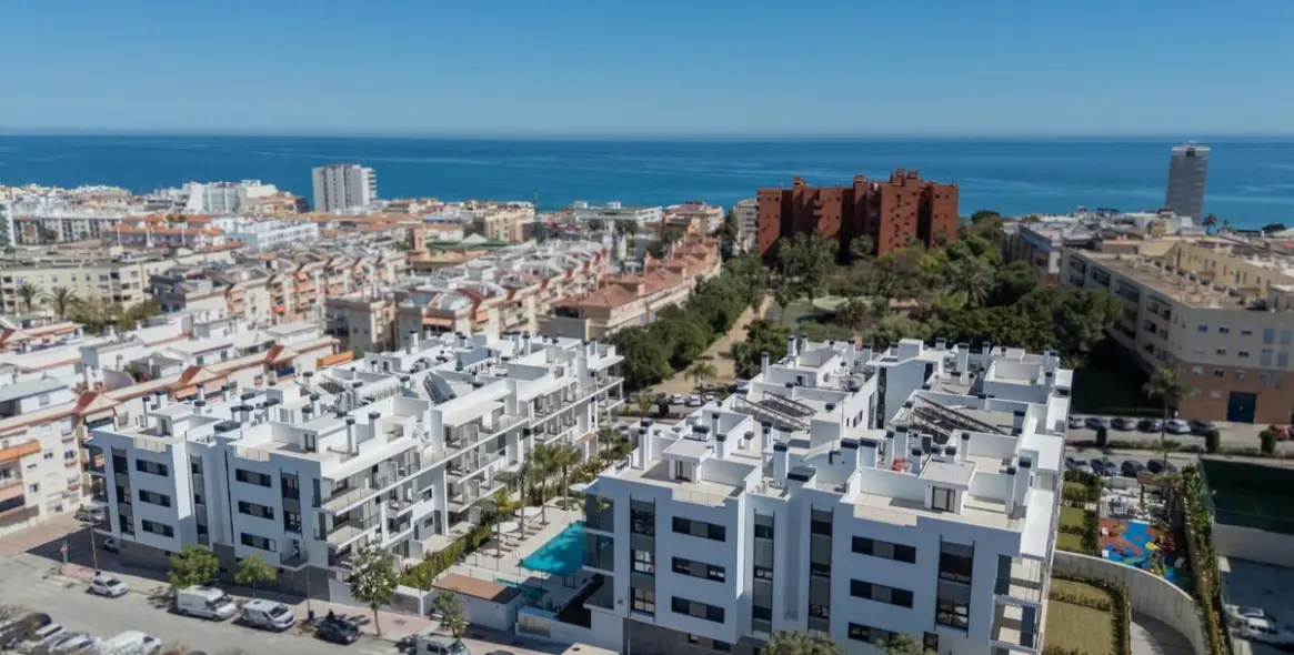 Продажа апартаментов на среднем этаже в Estepona 16