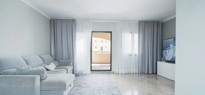 Продажа апартаментов на среднем этаже в San Pedro de Alcántara 0
