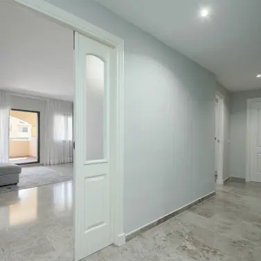 Продажа апартаментов на среднем этаже в San Pedro de Alcántara