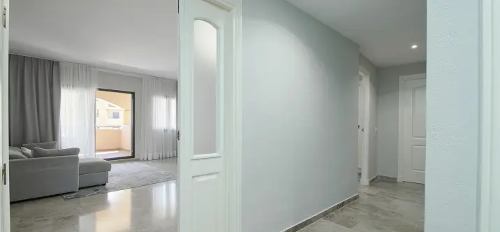 Продажа апартаментов на среднем этаже в San Pedro de Alcántara 4