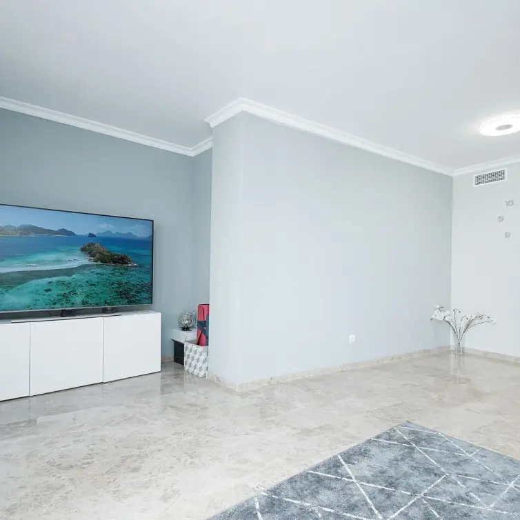 Продажа апартаментов на среднем этаже в San Pedro de Alcántara
