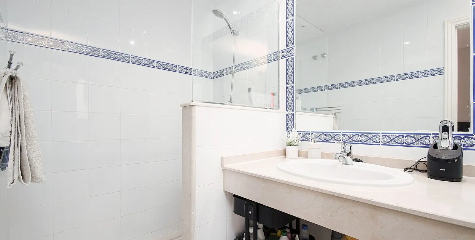Sale of middle floor apartment in San Pedro de Alcántara 21
