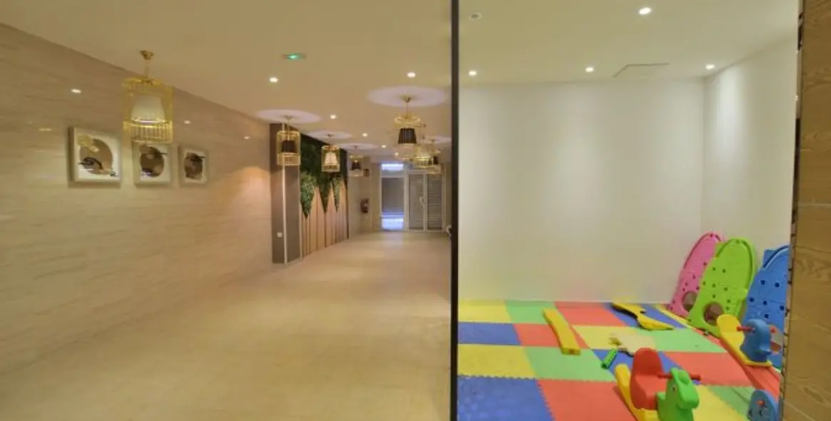 Venta de local comercial en Ronda 8