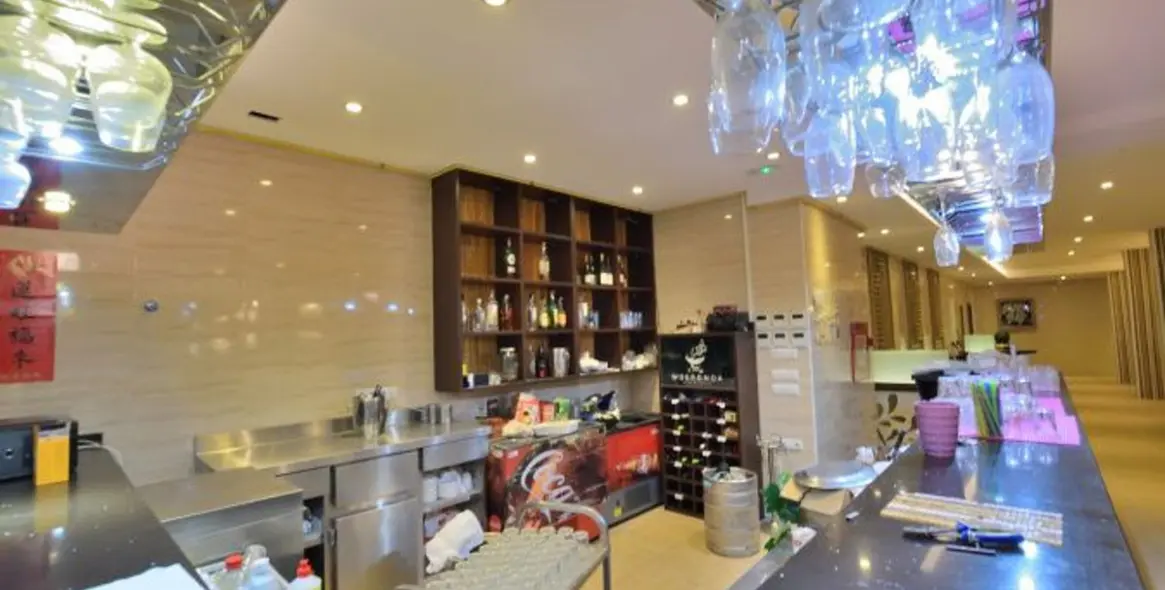 Venta de local comercial en Ronda 12