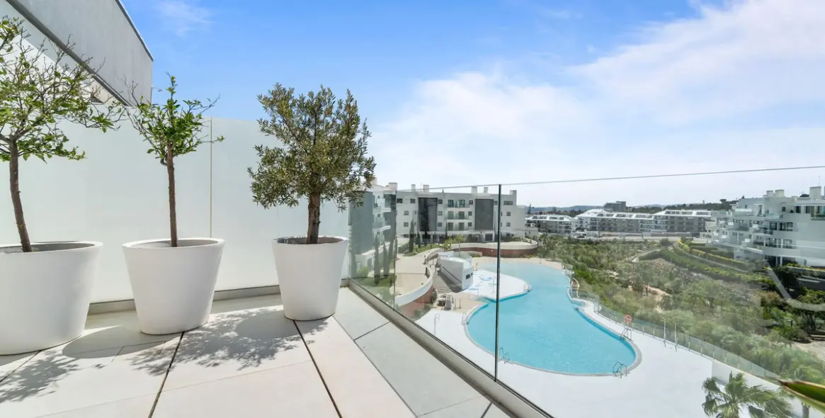 Sale of penthouse in Fuengirola 3