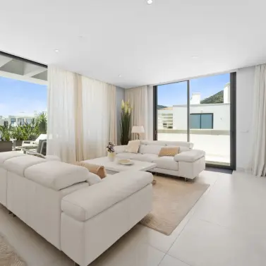 Sale of penthouse in Fuengirola