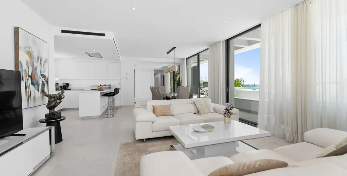 Sale of penthouse in Fuengirola 9