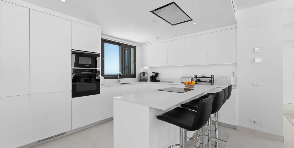 Sale of penthouse in Fuengirola 12