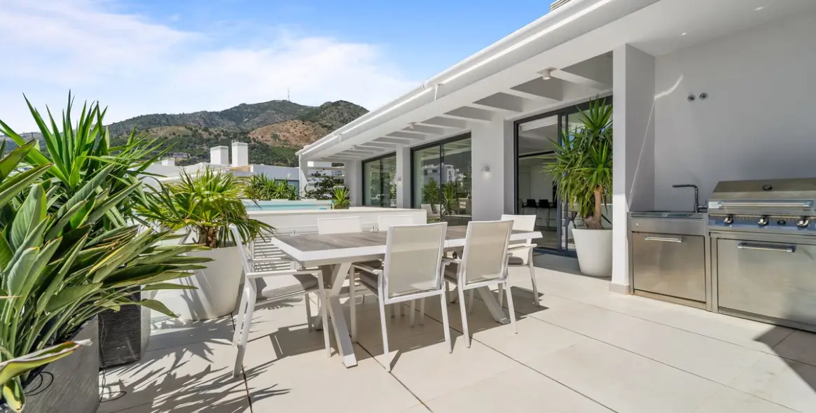 Sale of penthouse in Fuengirola 29
