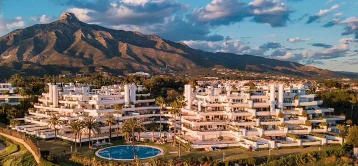 Sale of middle floor apartment in Marbella 4