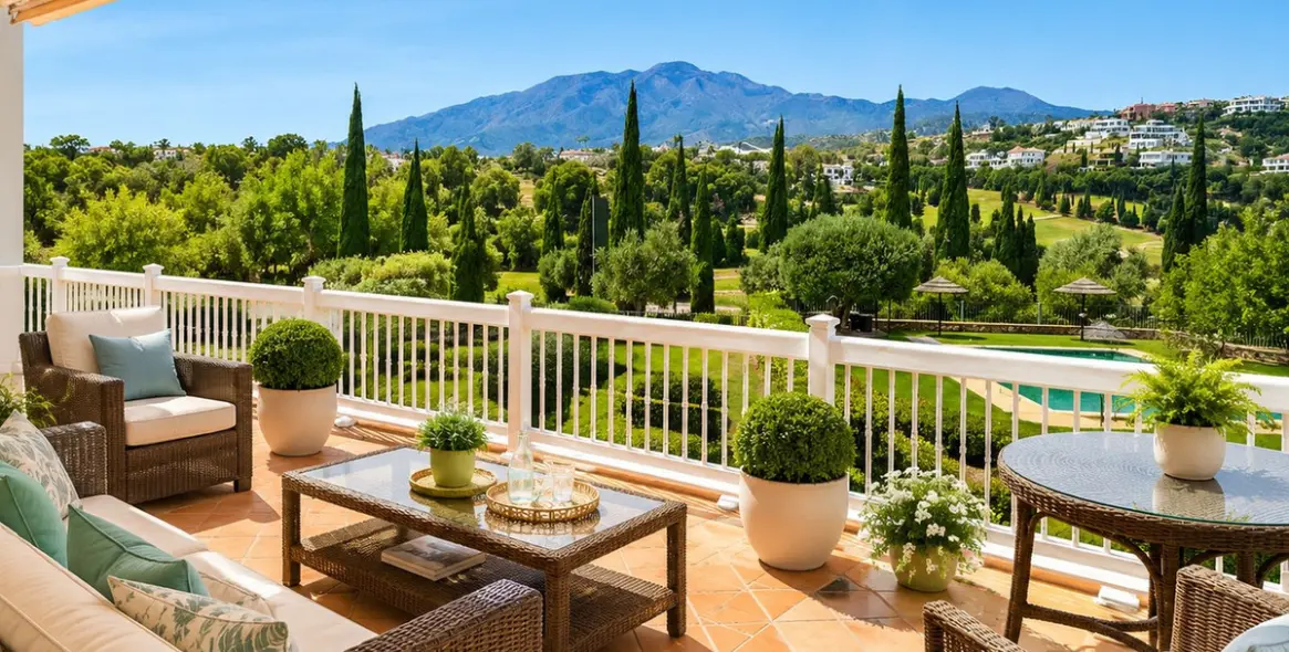 Sale of penthouse in Los Flamingos 1