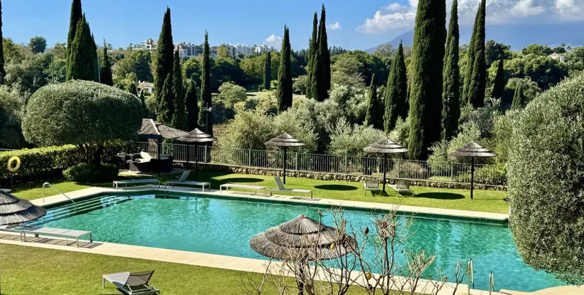 Sale of penthouse in Los Flamingos 4