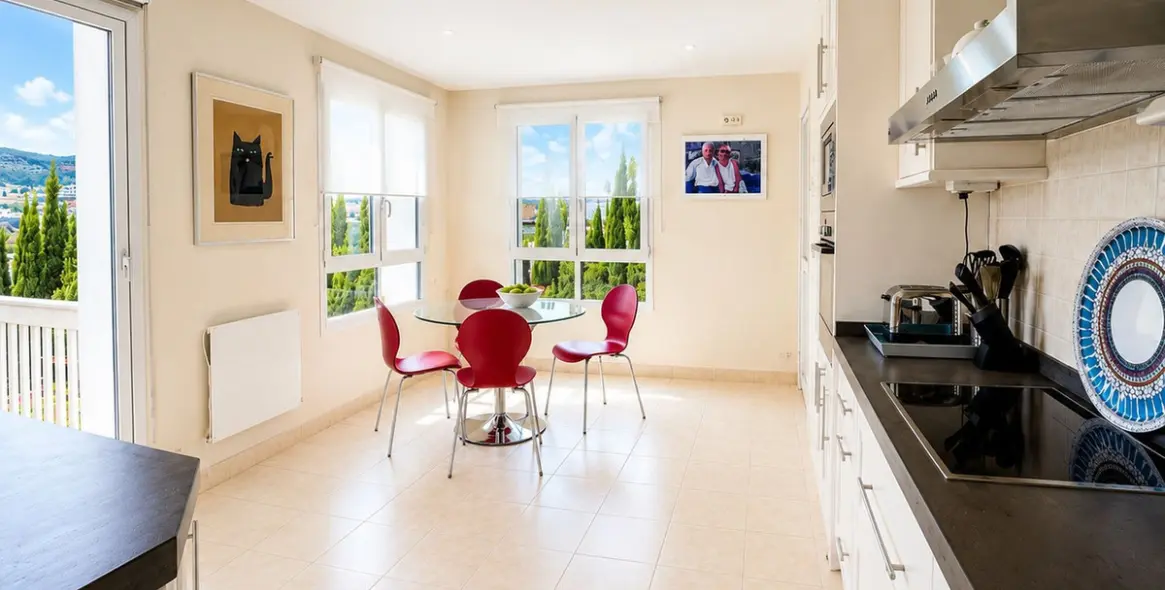 Sale of penthouse in Los Flamingos 9