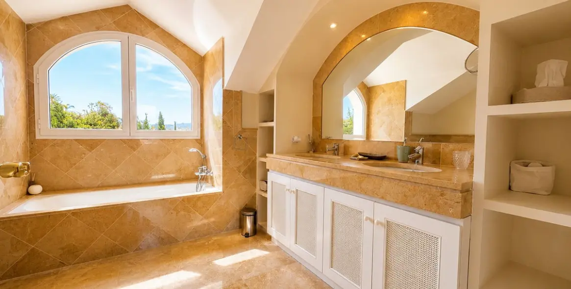 Sale of penthouse in Los Flamingos 14