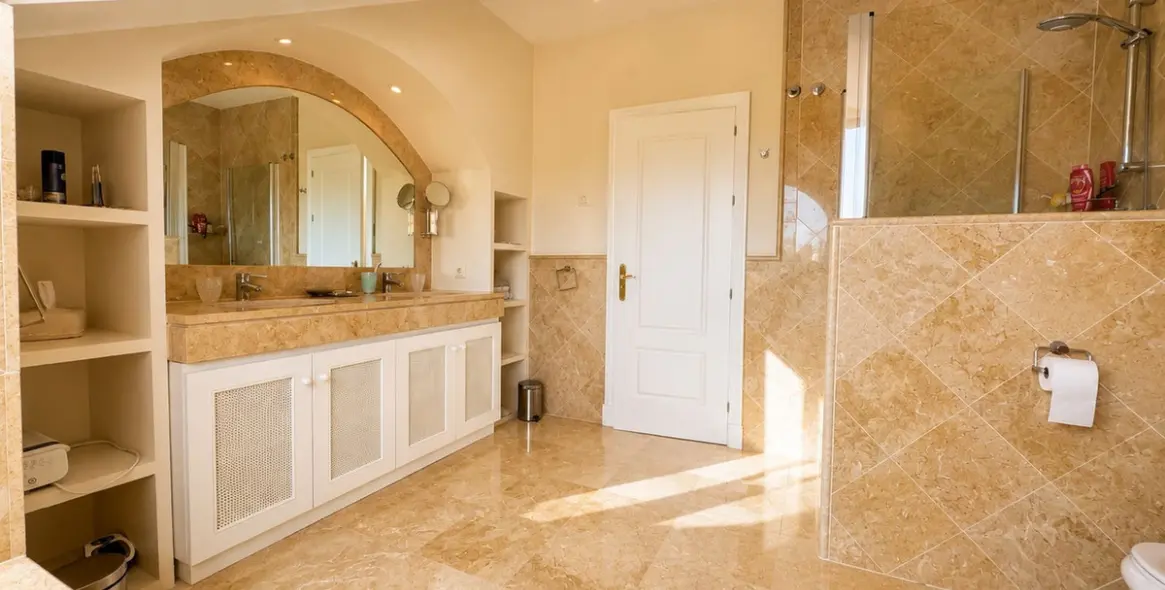 Sale of penthouse in Los Flamingos 15